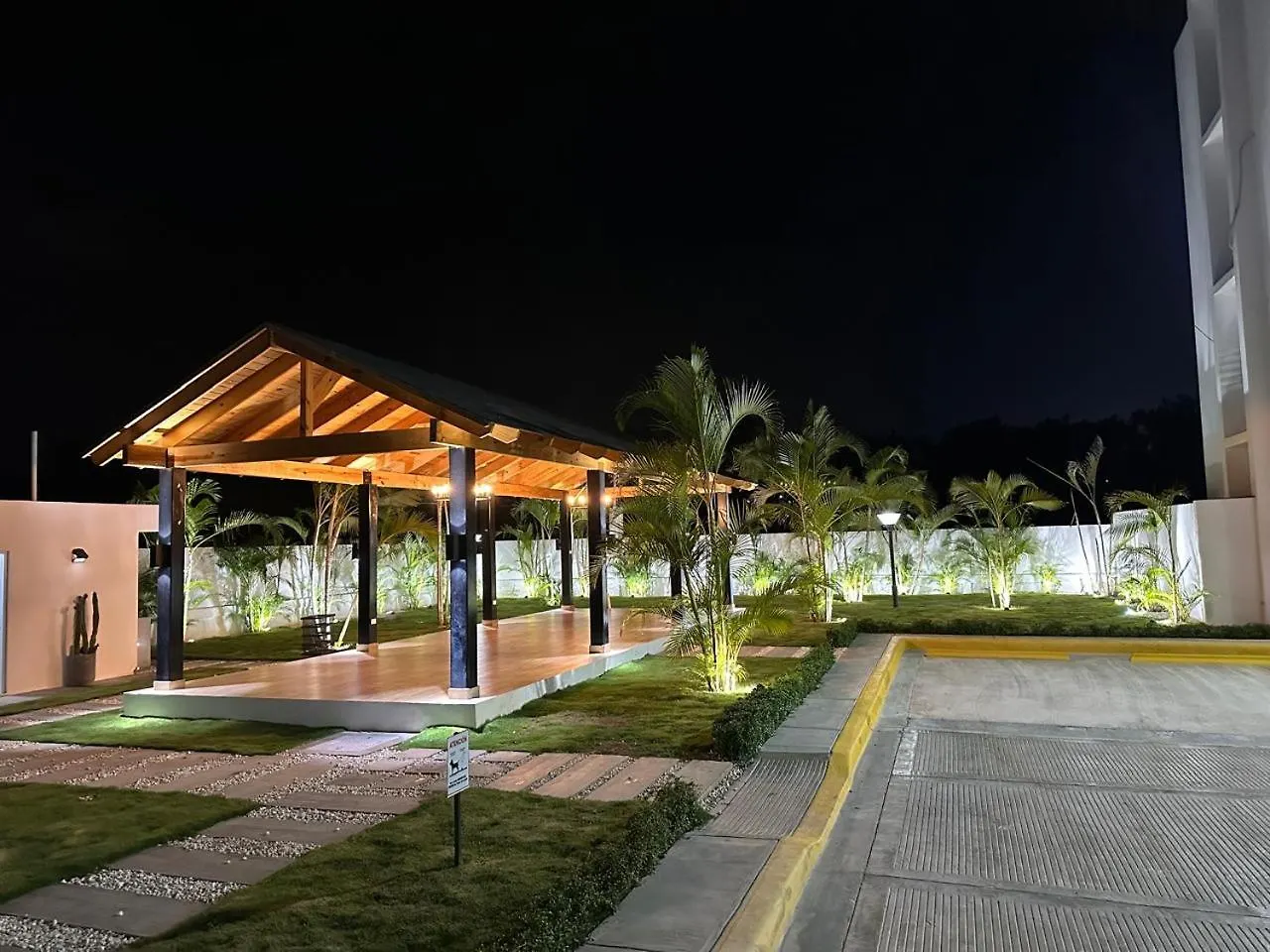 Residencial Legado Apartment Azua de Compostela